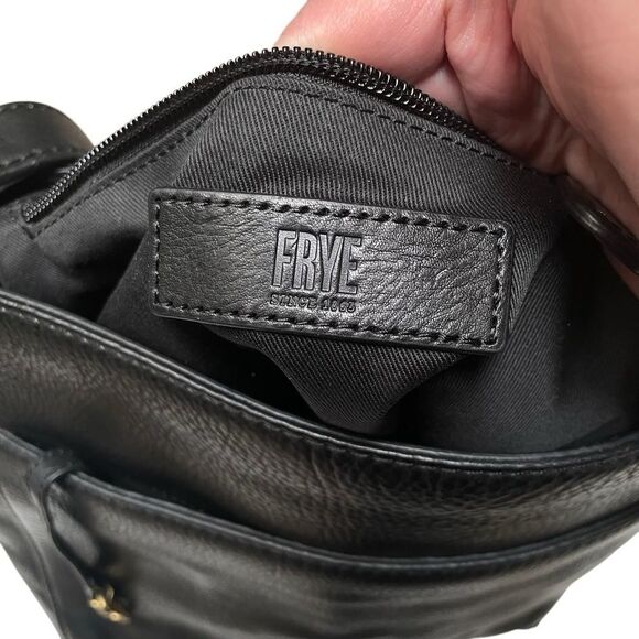 Frye Leather Crossbody Bag Claude Messenger Pebbled Black - Picture 12 of 15